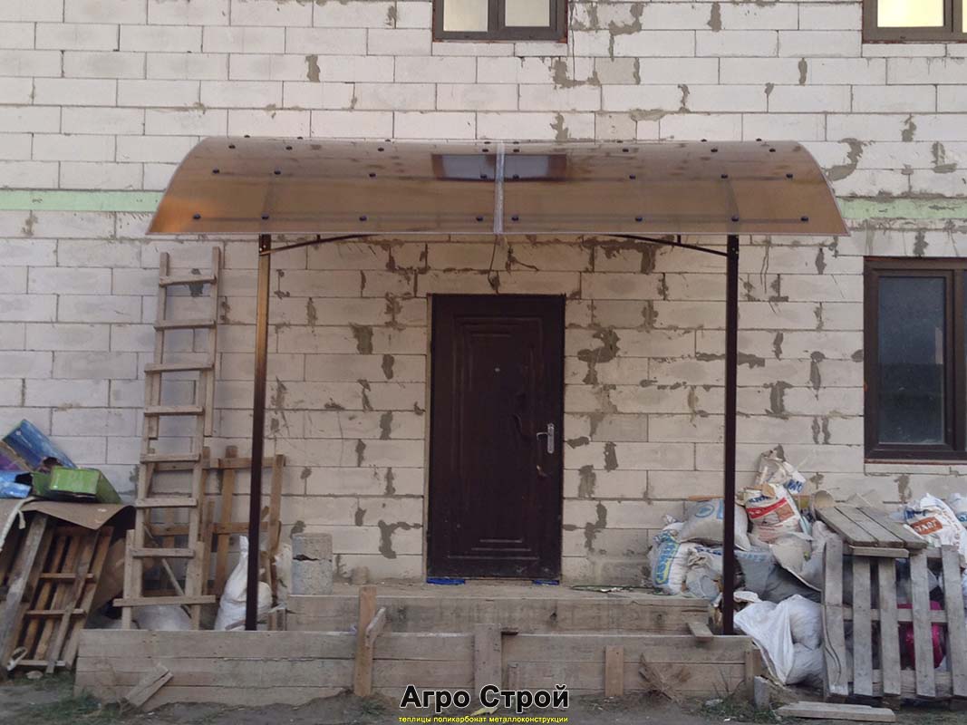 Козырек из поликарбоната 3x4м