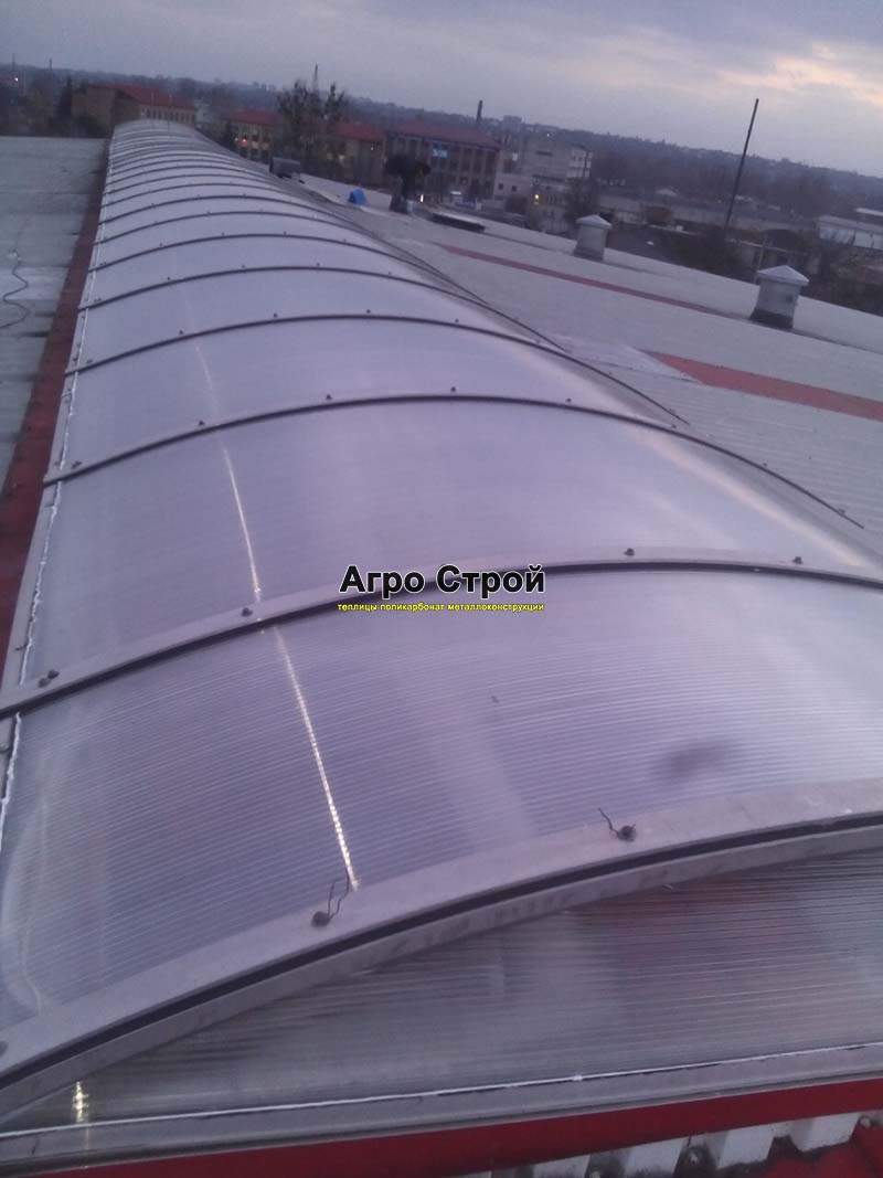 Замена поликорбаната на зенитном фонаре