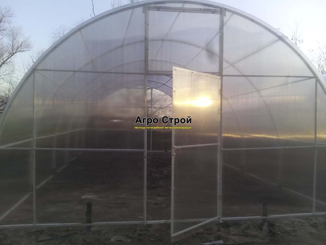 Тепличный комплекс из 2 теплиц