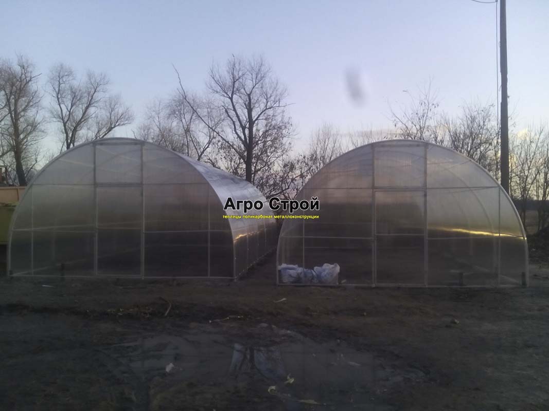 Тепличный комплекс из 2 теплиц