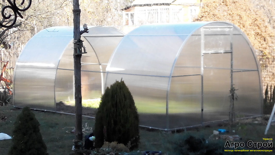 Накрытие теплицы поликарбонатом