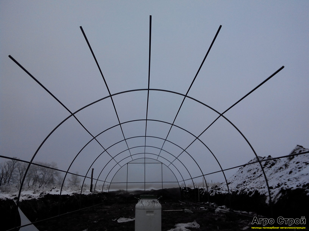 Монтаж каркаса теплицы