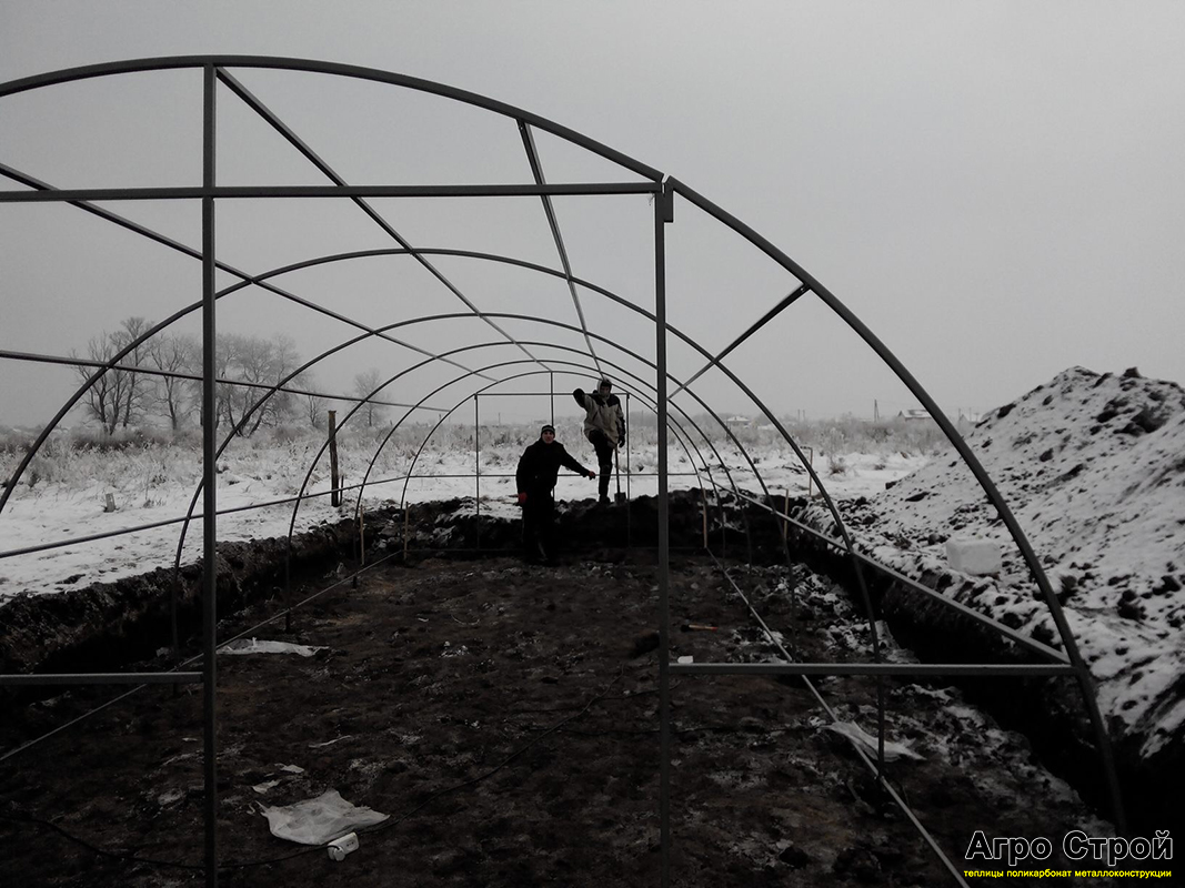 Монтаж теплицы
